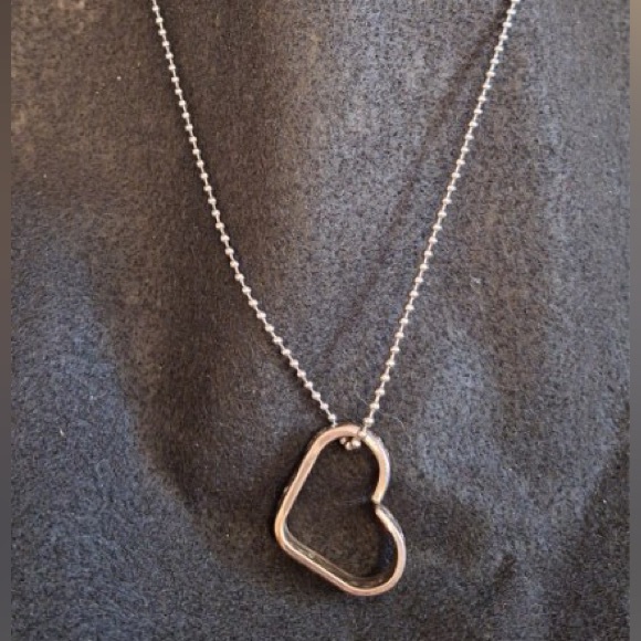 Necklace - Picture 1 of 4